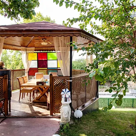 Trikos Boutique Hotel *