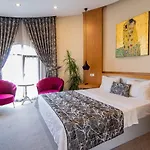 Trikos Boutique Hotel *